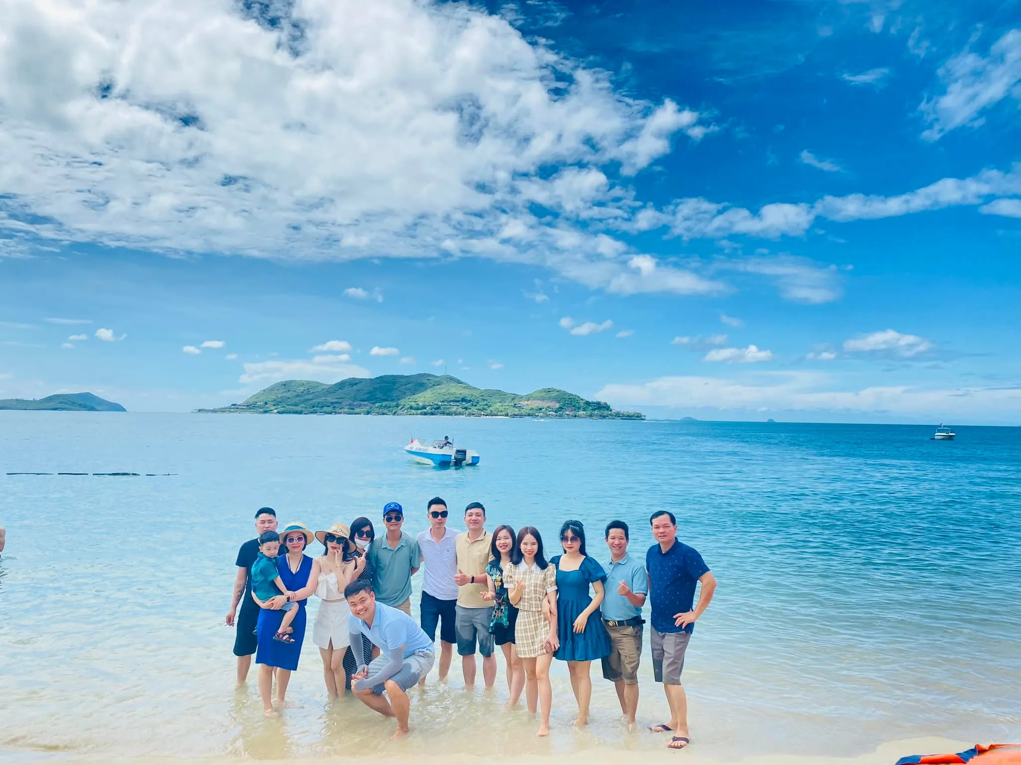 Bãi Tranh – Làng Chài – Hòn Tằm