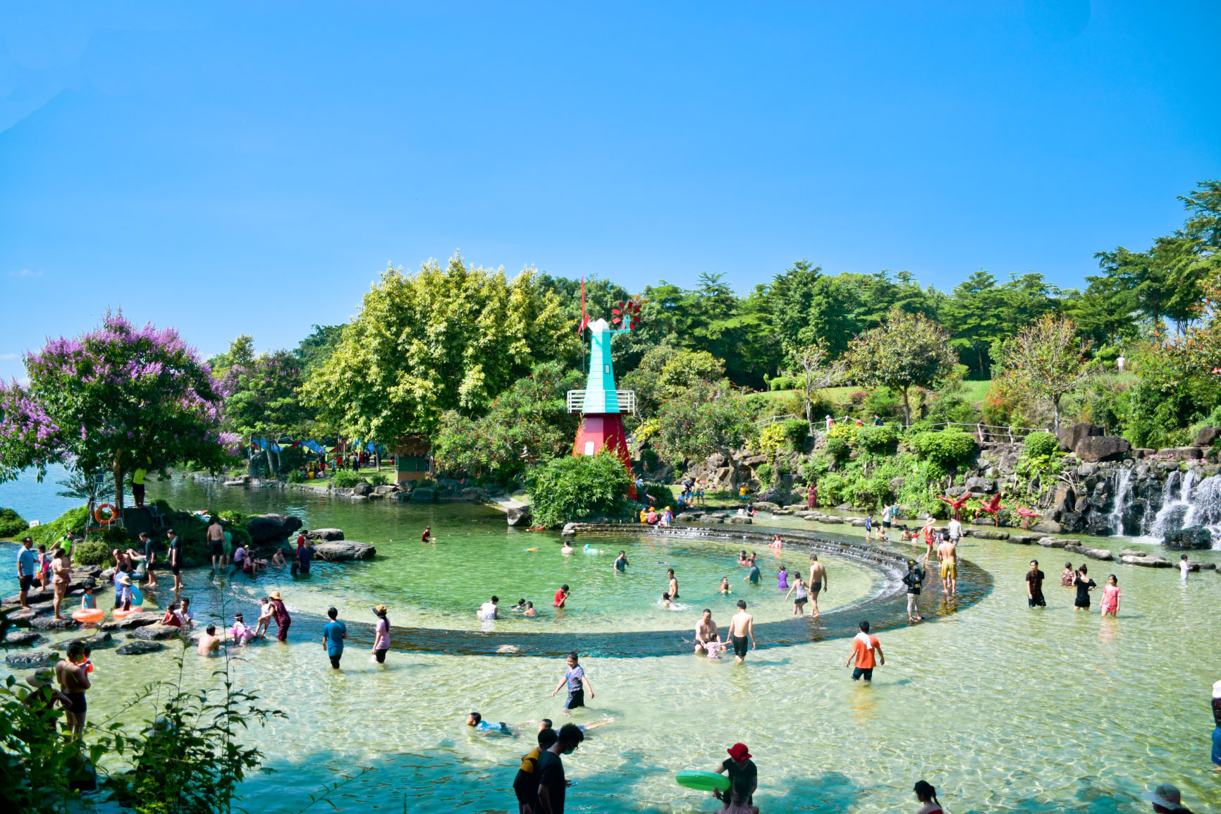 Tour Du Lịch Nam Cát Tiên 2N1Đ: Khám Phá Rừng Nguyên Sinh